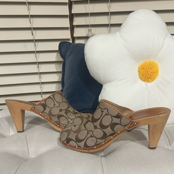 Coach Shoes - Vintage Coach Felicity Y2K Signature Wooden Heel Clogs 
Women’s size 8